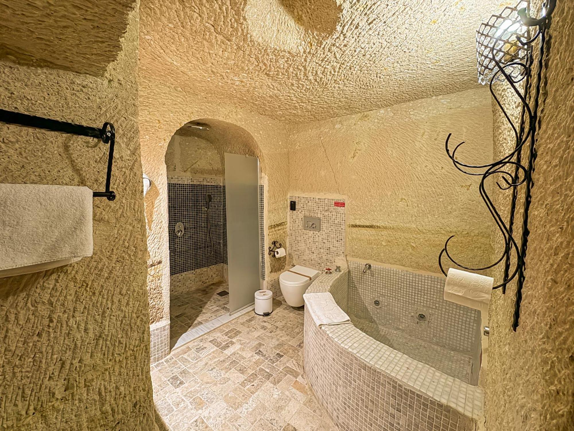 Sur Cave Hotel Ürgüp Bagian luar foto