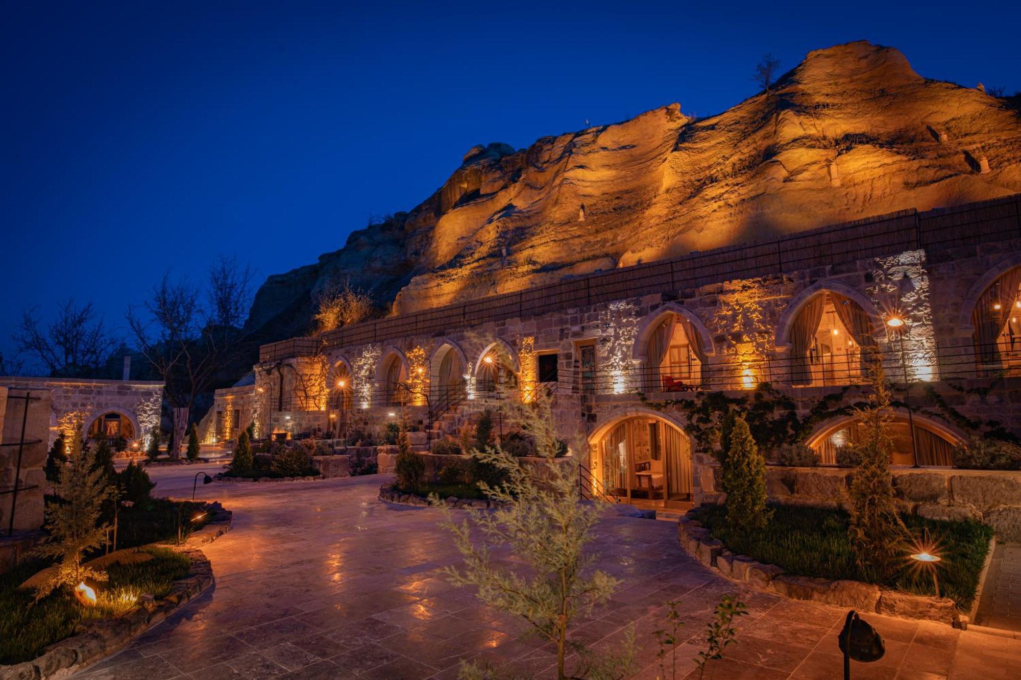 Sur Cave Hotel Ürgüp Bagian luar foto