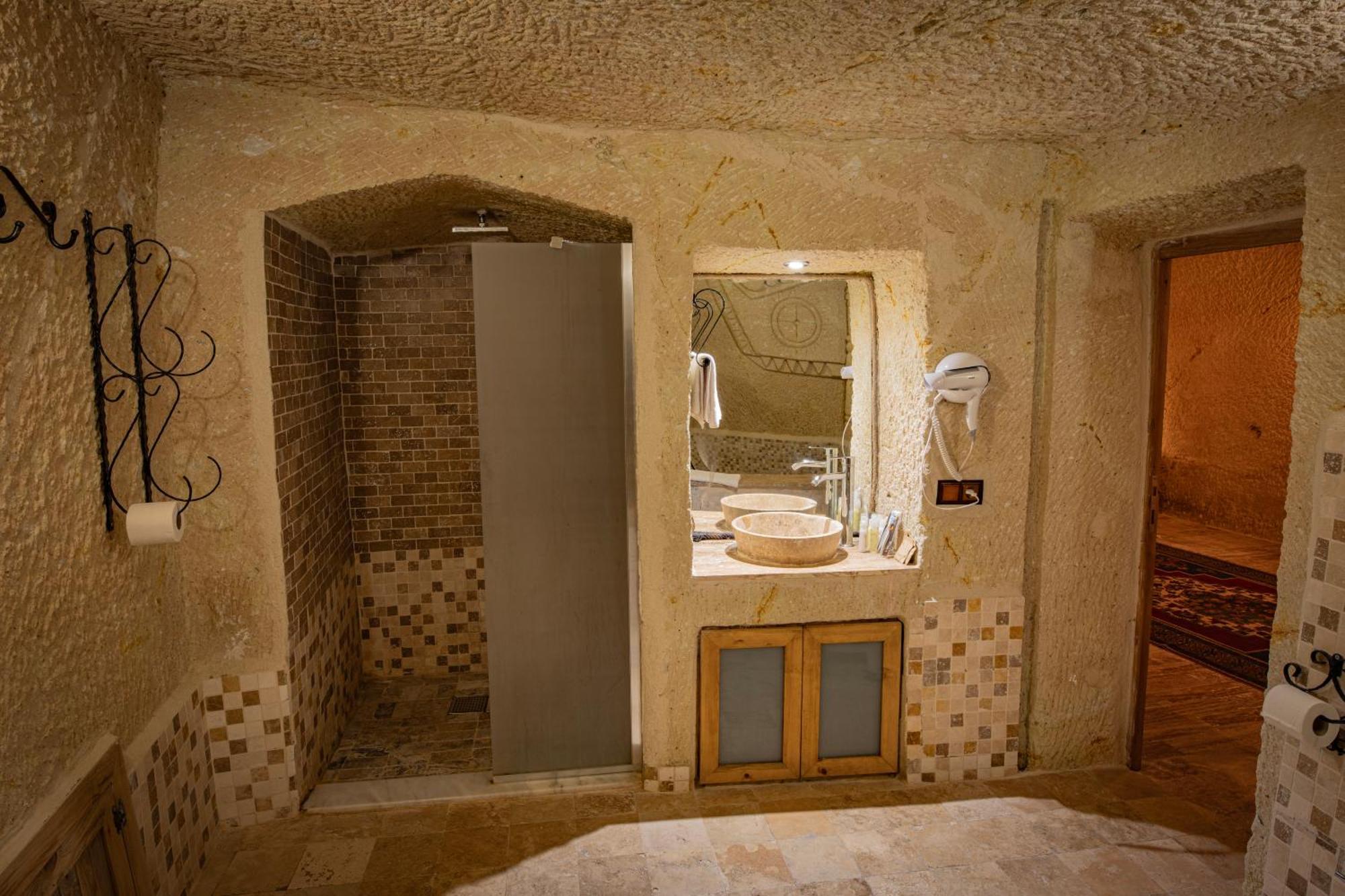 Sur Cave Hotel Ürgüp Bagian luar foto