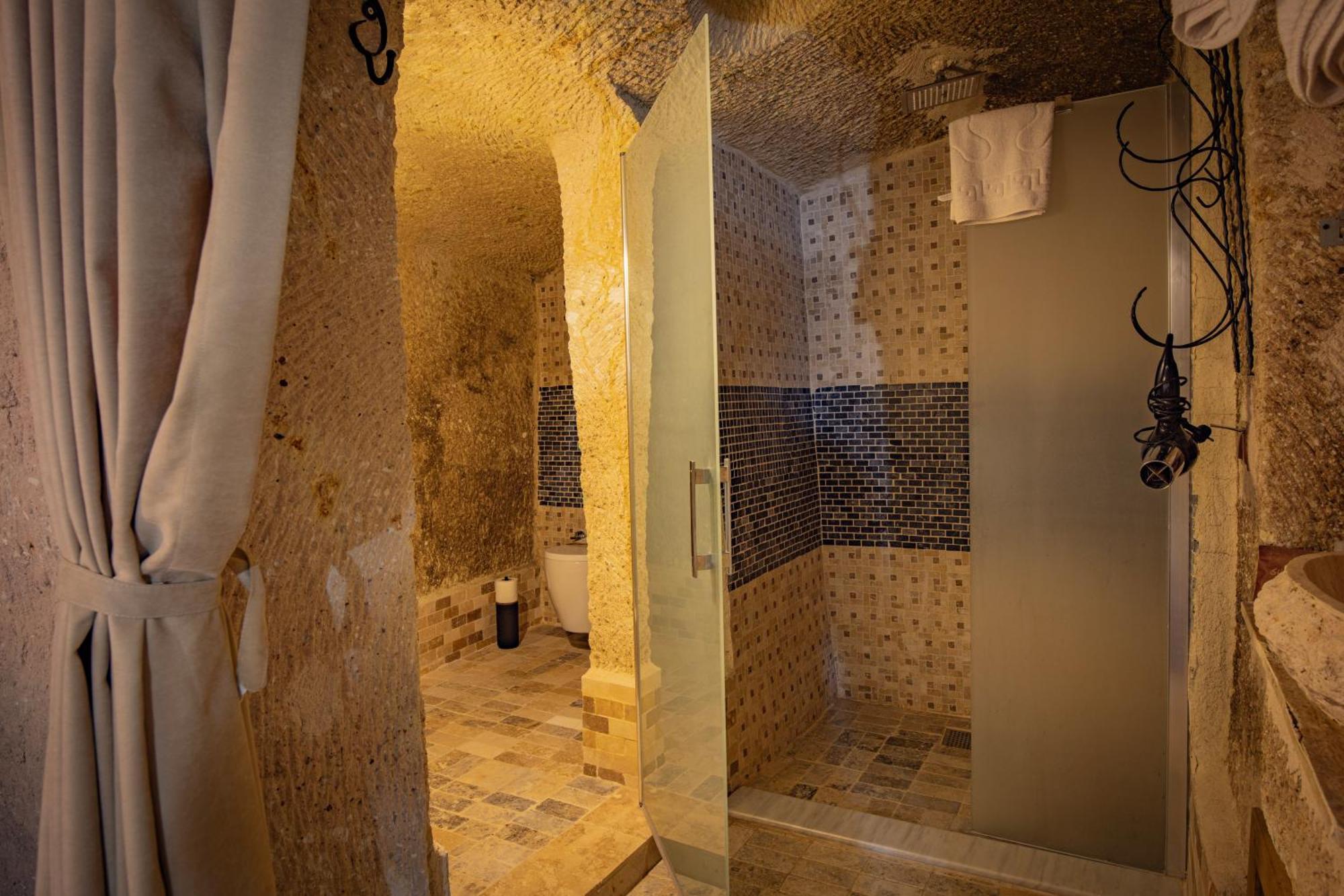 Sur Cave Hotel Ürgüp Bagian luar foto