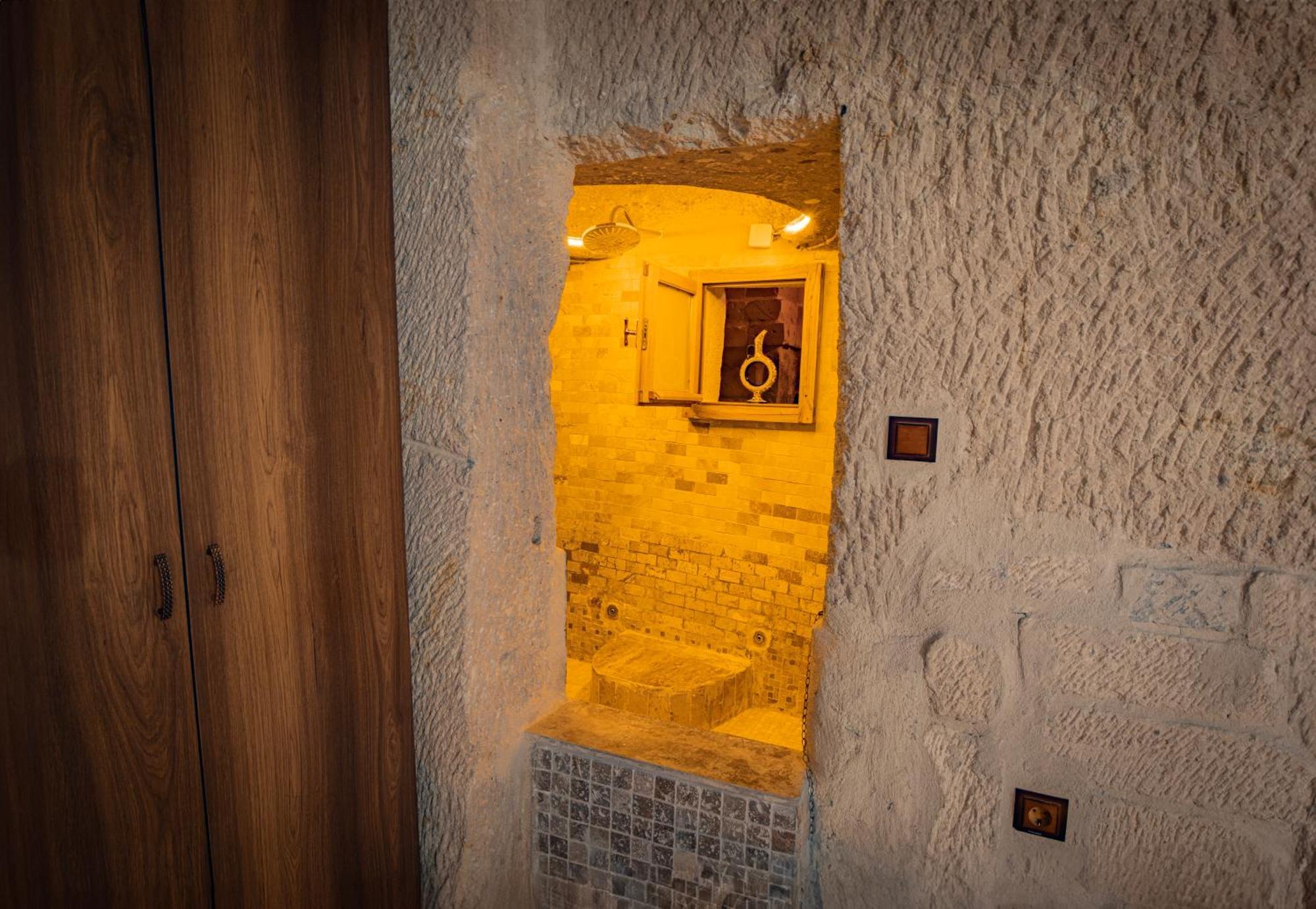 Sur Cave Hotel Ürgüp Bagian luar foto