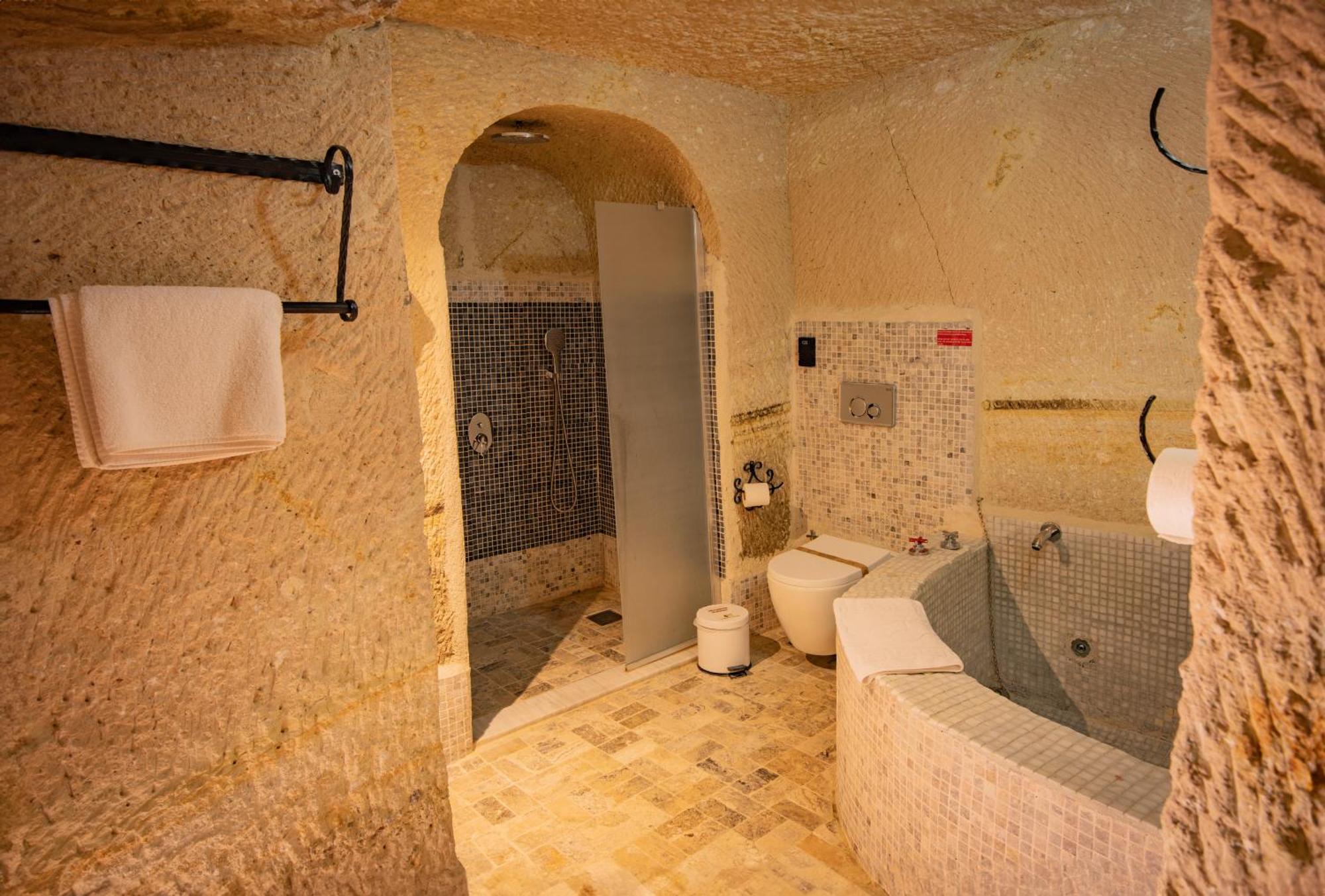 Sur Cave Hotel Ürgüp Bagian luar foto