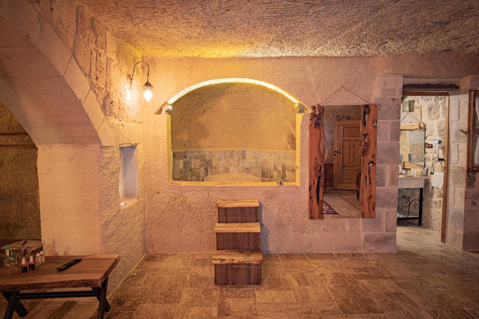Sur Cave Hotel Ürgüp Bagian luar foto