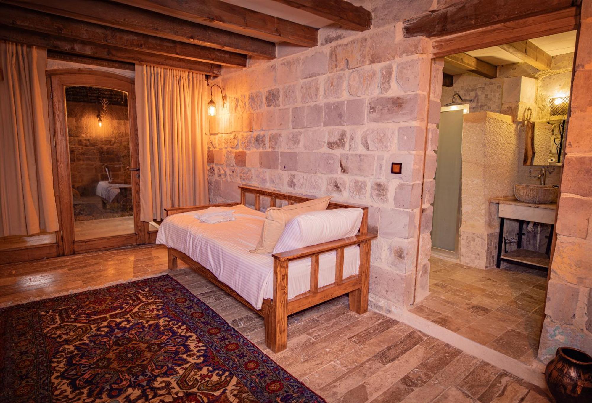 Sur Cave Hotel Ürgüp Bagian luar foto